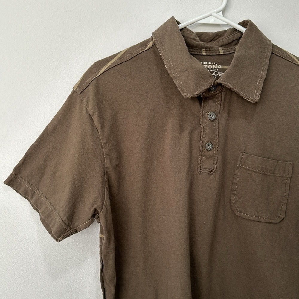 Men’s button down t-shirt - Picture 2 of 3